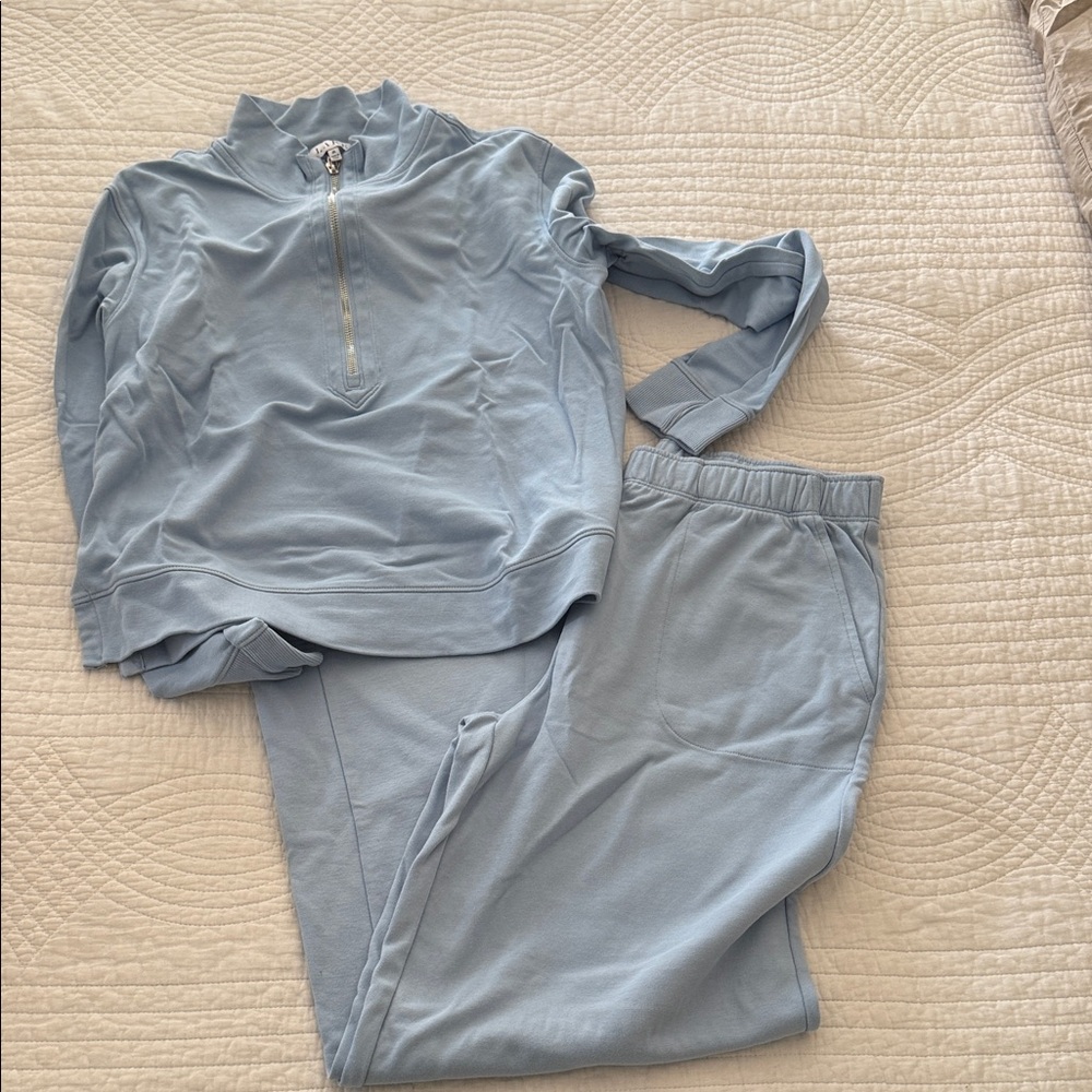 LAKE Light Blue Set